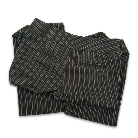 Dockers curvy fit pants. Size 6 - Picture 4 of 6